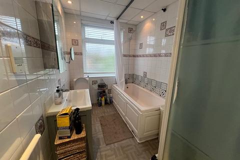undefined, Chadwell Heath, Romford, Essex, RM6