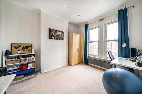 2 bedroom flat to rent, Bedford Road, London SW4