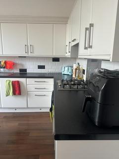 2 bedroom flat to rent, Corstorphine Road, Edinburgh, EH12