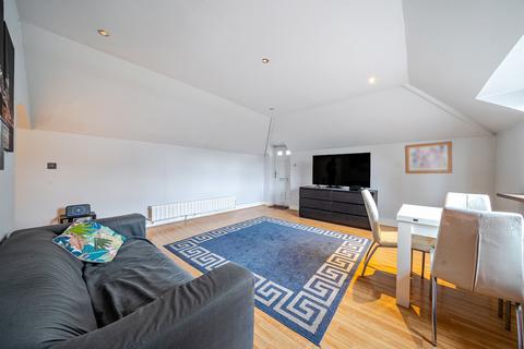 2 bedroom maisonette for sale, Lynton Green, Maidenhead