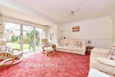 undefined, Oakland Place, Buckhurst Hill IG9