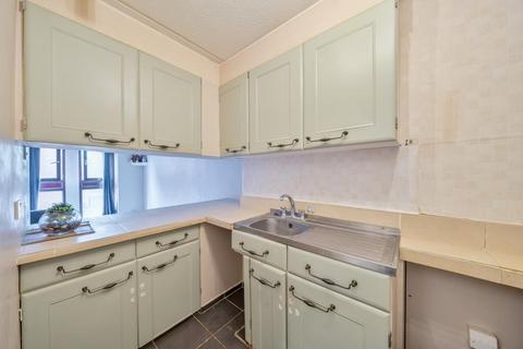 1 bedroom flat for sale, Enid Blyton House,  Aylesbury,  HP19
