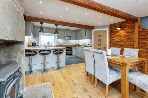 3 bedroom character property for sale, Royd Road, Meltham, Holmfirth
