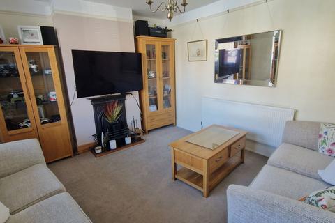 4 bedroom semi-detached house for sale, Gordon Road, Gosport. PO12 3QF