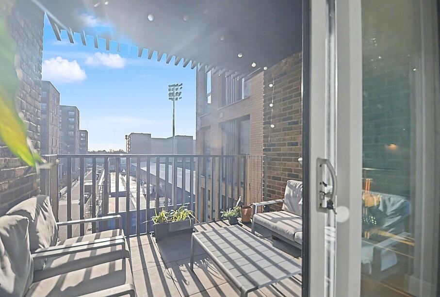 Balcony Pic 1.jpg