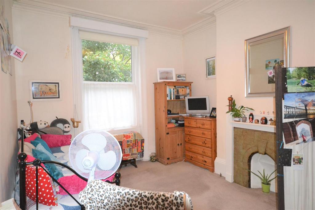 Main living/kitchen
