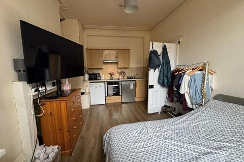 undefined, Chatham Place, Brighton
