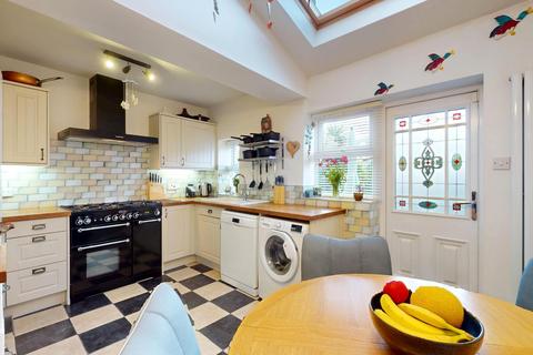 3 bedroom terraced house for sale, Farnley Lane, Otley, LS21