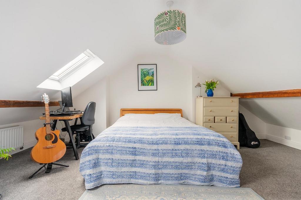 3 W1 R8 BN - Bedroom K.jpg
