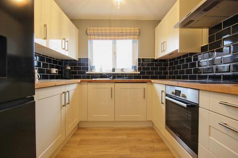 undefined, Queens Mead, Aldbrough