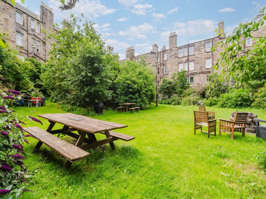 5(Flat2)Smithfield St