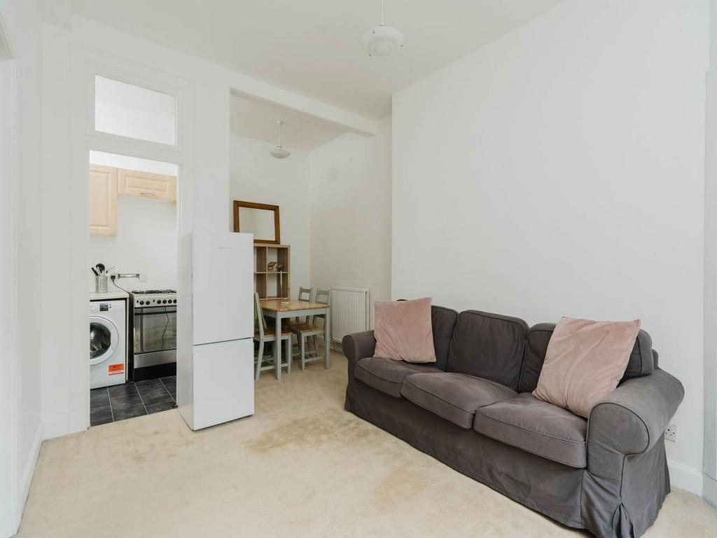 5(Flat2)Smithfield St