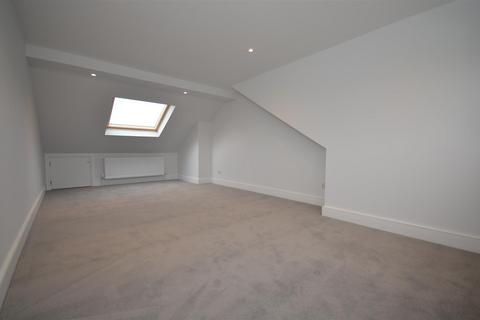 undefined, Whittington Road