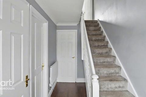 3 bedroom end of terrace house for sale, Oldbrook, Bretton
