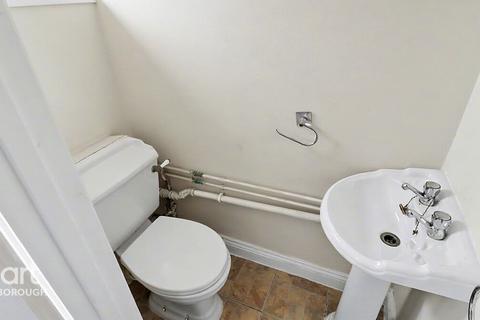 3 bedroom end of terrace house for sale, Oldbrook, Bretton