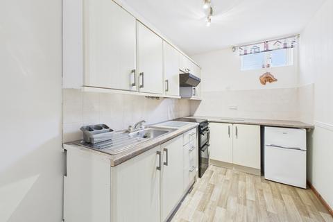1 bedroom flat to rent, The Coombes, Polperro PL13