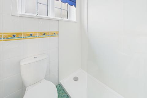 1 bedroom flat to rent, The Coombes, Polperro PL13