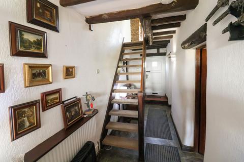 undefined, Harrop Edge Road, Hyde SK14
