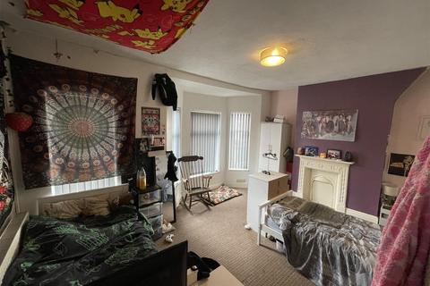 undefined, Shakespeare Avenue, Birkenhead