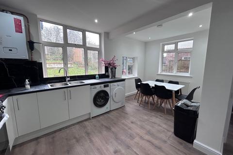 undefined, Milton Road, LUTON, LU1