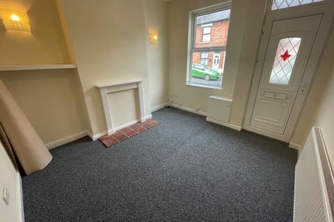 2 bedroom house to rent, Loughborough Avenue, Nottingham, NG2