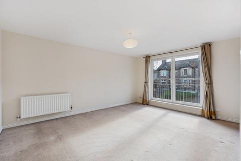 2 bedroom flat for sale, Morris Court, Perth, PH1