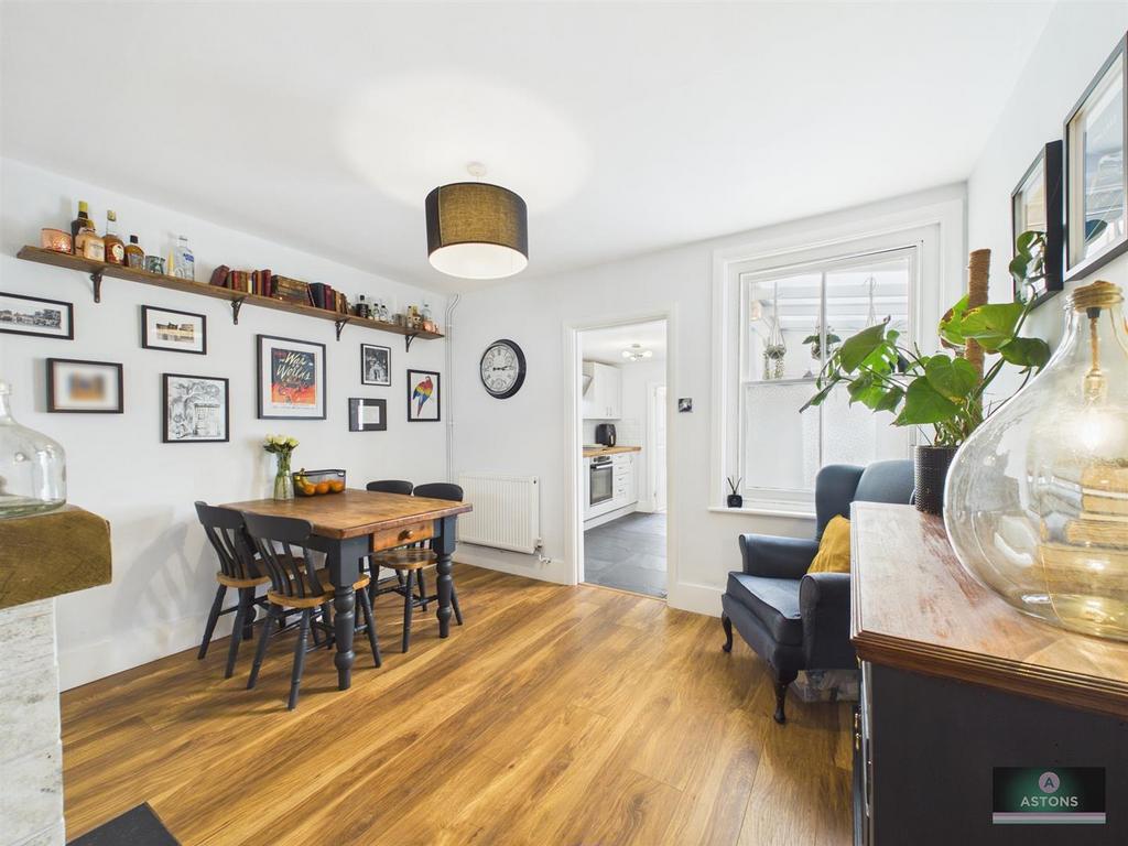 CAM02067 G0-PR0199-STILL004.jpg