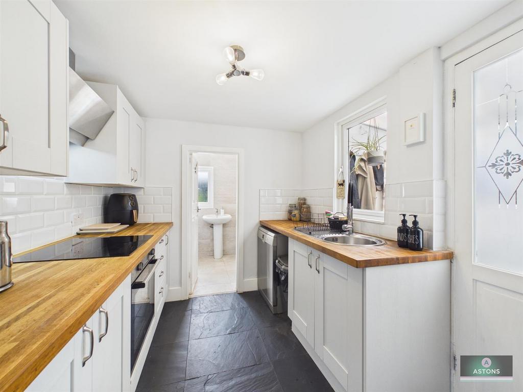 CAM02067 G0-PR0199-STILL007.jpg