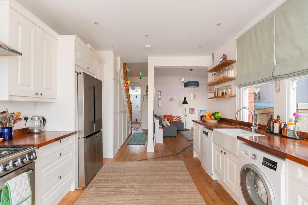 4 B4 RKE - Kitchen C.jpg