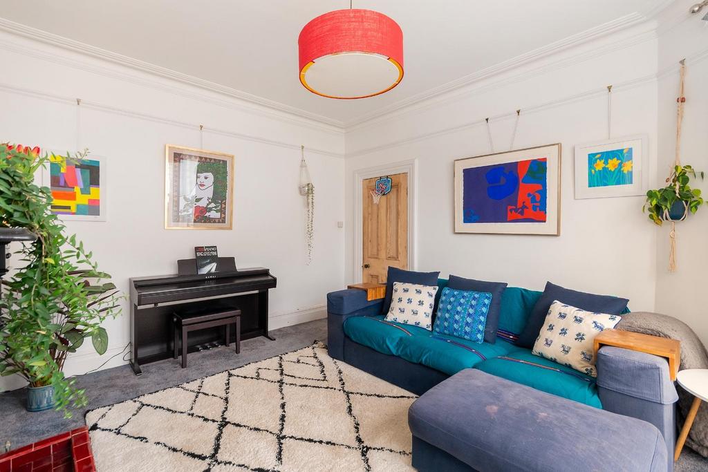 4 B4 RKE - Living Room C.jpg