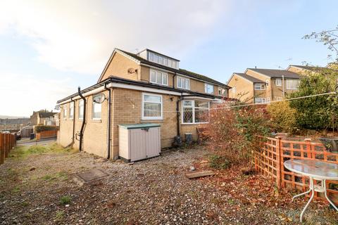 3 bedroom terraced house for sale, Quarry Close, Glossop SK13
