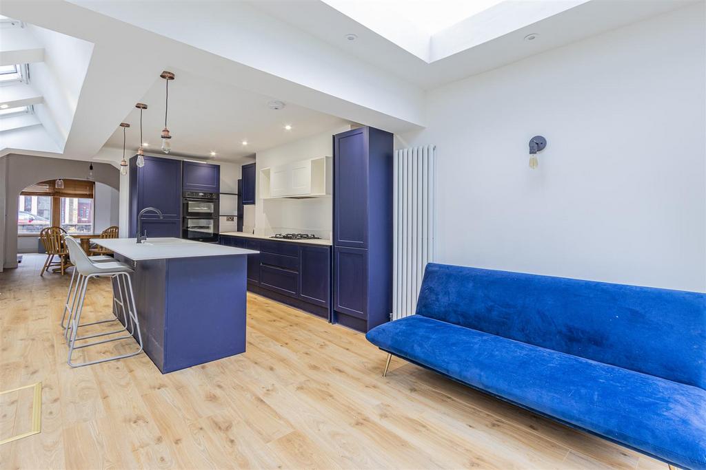 Strathnairn Street 109-15.jpg