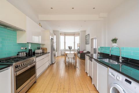 6 bedroom terraced house for sale, Dyne Road, London NW6