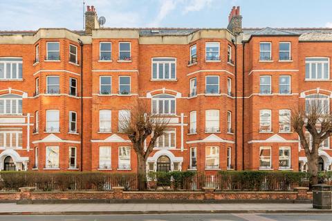 2 bedroom flat for sale, Fulham Road, London SW6