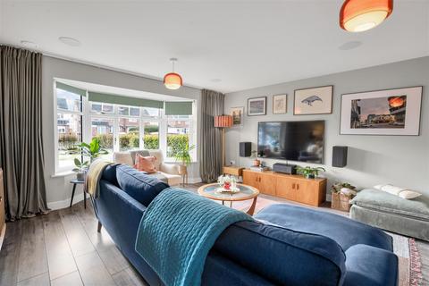 3 bedroom semi-detached house for sale, Long Road, Lawford, Manningtree