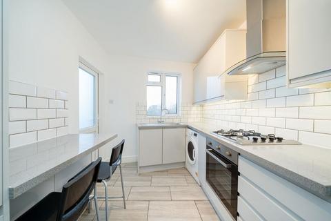 2 bedroom flat for sale, Brondesbury Park, London NW6
