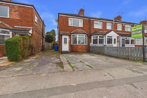 2 bedroom end of terrace house for sale, Seaton Road, Hessle
