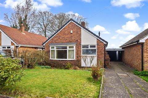 2 bedroom bungalow for sale, Woodhall Croft, Stanningley, Pudsey, West Yorkshire