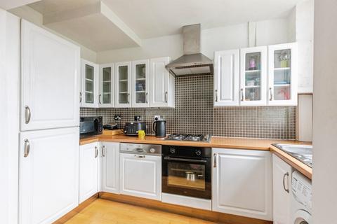 3 bedroom semi-detached house for sale, Finedon Road, WELLINGBOROUGH