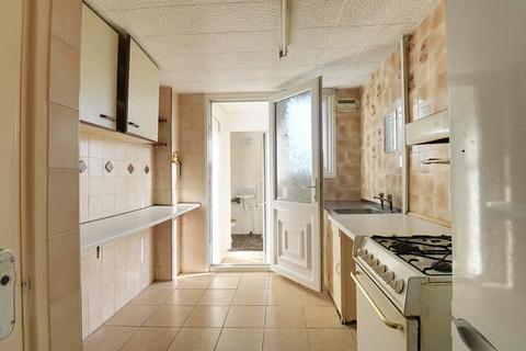 3 bedroom terraced house for sale, Ragley Walk, Rowley Regis B65