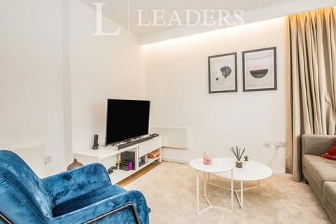 2 bedroom flat to rent, Skyline Central 2, 49 Goulden Street, Manchester, M4