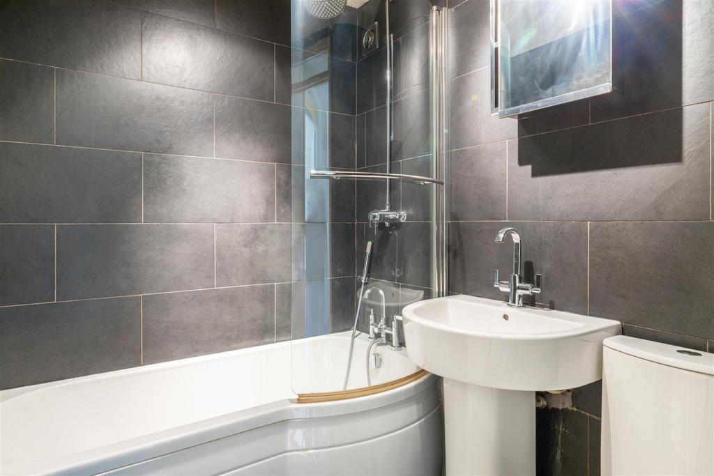 5 Gordon Close-8.jpg