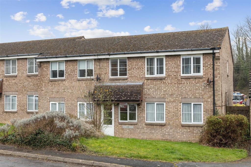 5 Gordon Close-12.jpg