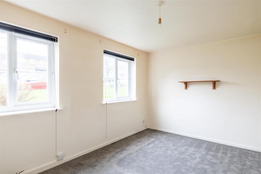 5 Gordon Close-7.jpg