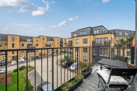 undefined, Isambard Close Maidenhead SL6