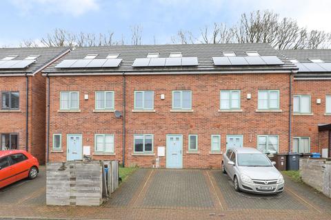 3 bedroom terraced house for sale - Berrystorth Close, Sheffield S14