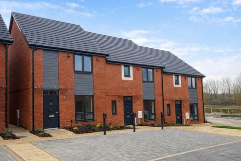 3 bedroom terraced house for sale, Perrybrook Road, Brockworth, Gloucester