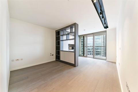 Studio to rent, Park Drive, London, E14