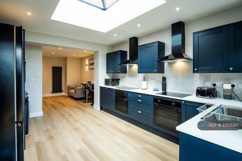 1 bedroom in a house share to rent, Crome Road, Bristol, BS7