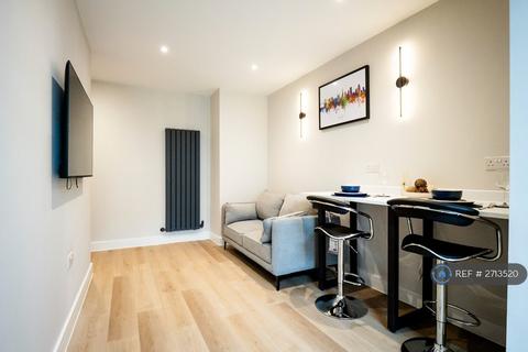 1 bedroom in a house share to rent, Crome Road, Bristol, BS7